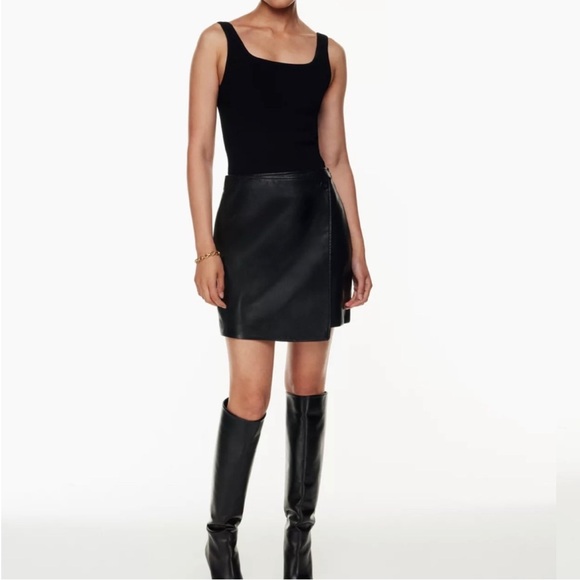 Aritzia Babaton Madden Vegan Leather Mini Skirt 4 - Picture 2 of 7